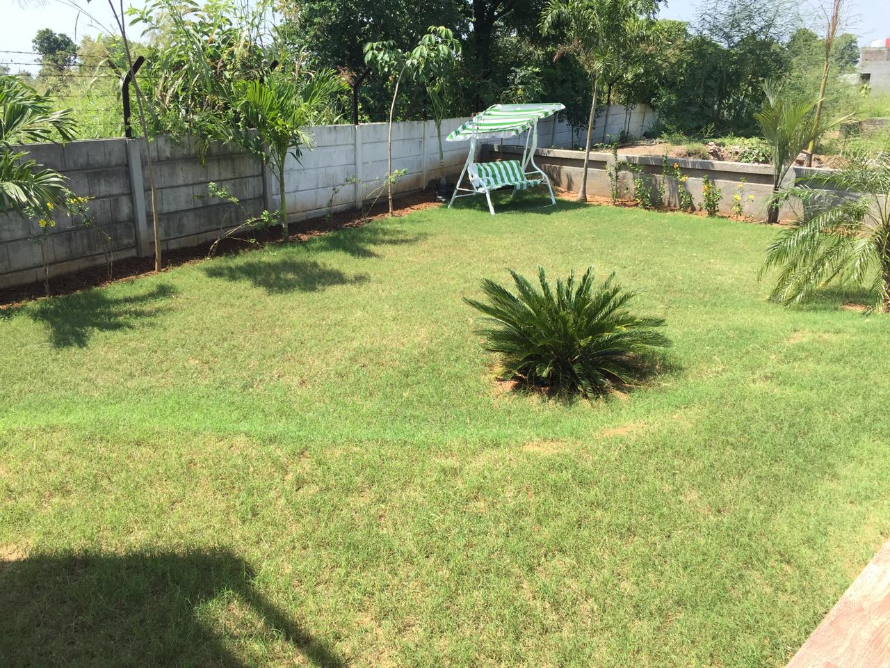 Garden Dining